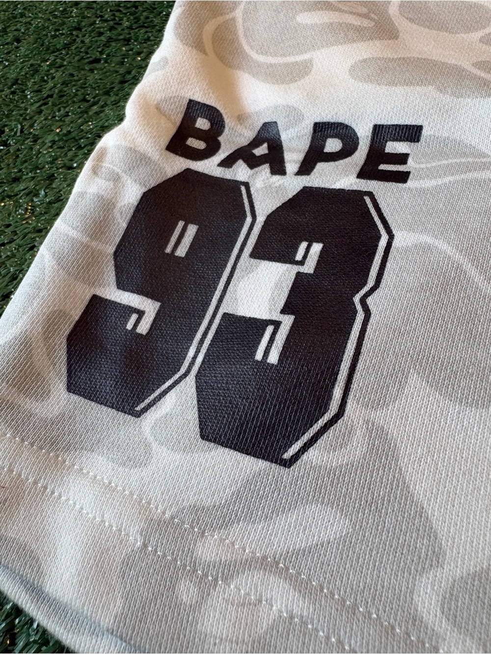 Bape Miami Camo Knit Shorts - Beige & Pink Logo - Picture 2 of 9